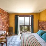 فندق Cerro La Nina 4*