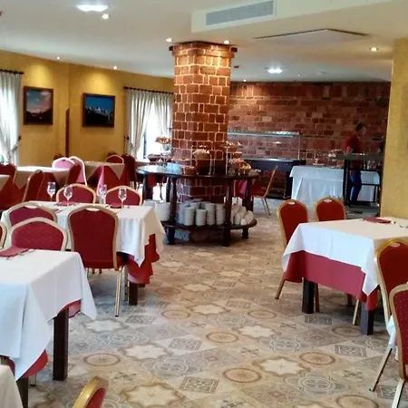 Cerro La Nina Hotel Beceña