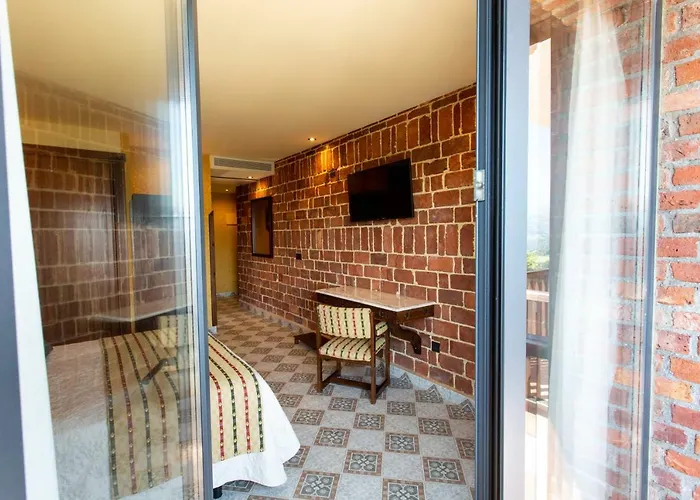 Cerro La Nina Hotel Beceña